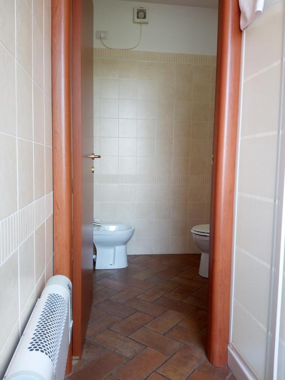 Bb Mambrotta Guest House San Martino Buon Albergo Exterior photo